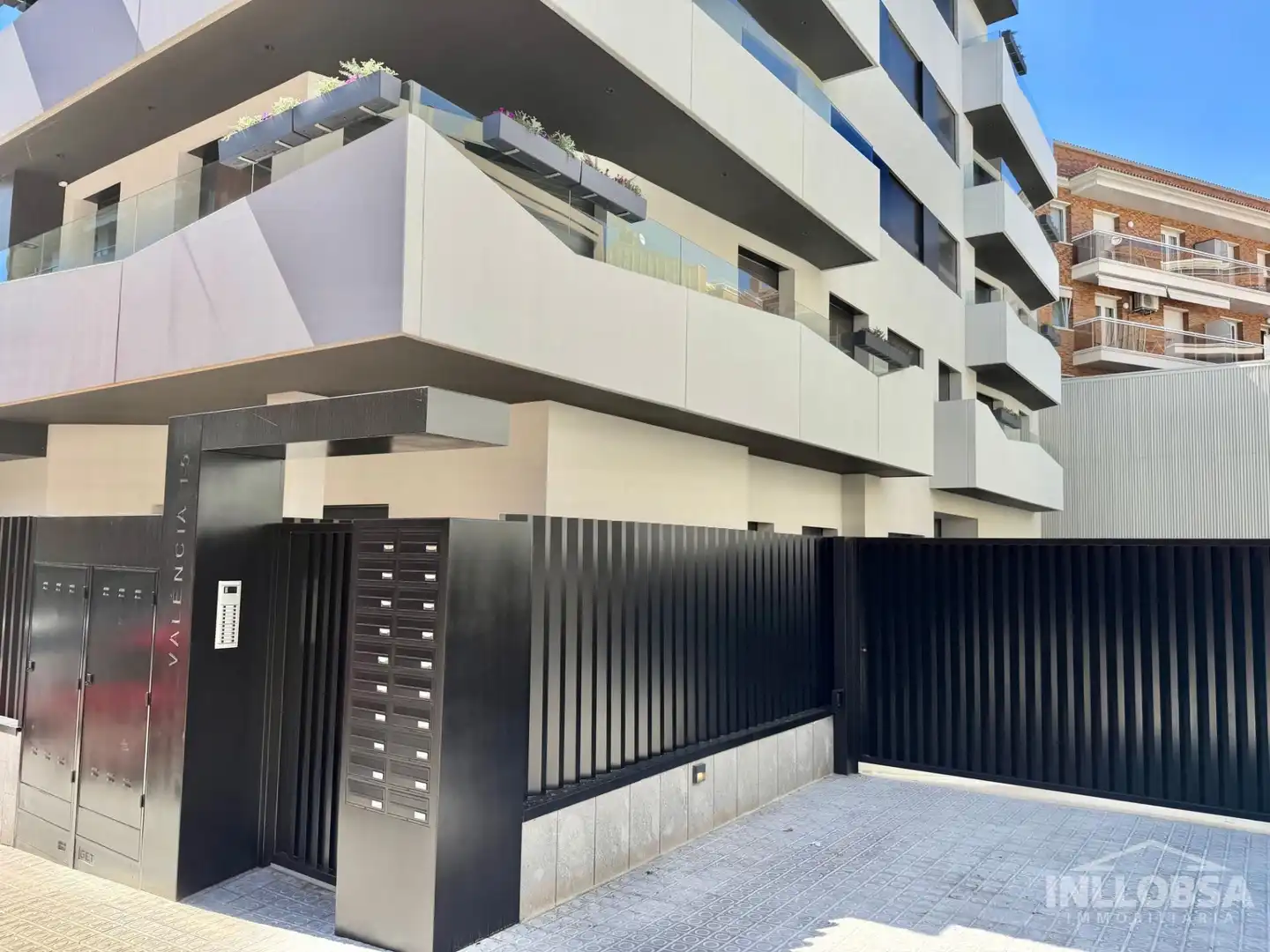 Vista exterior de Piso de alquiler en Manresa con Aire acondicionado, Calefacción y Jardín privado