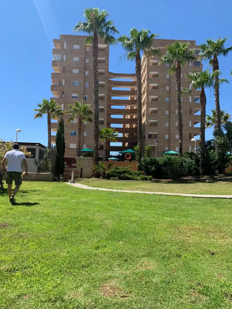 Vista exterior de Pis en venda en Oropesa del Mar / Orpesa amb Terrassa, Traster i Piscina