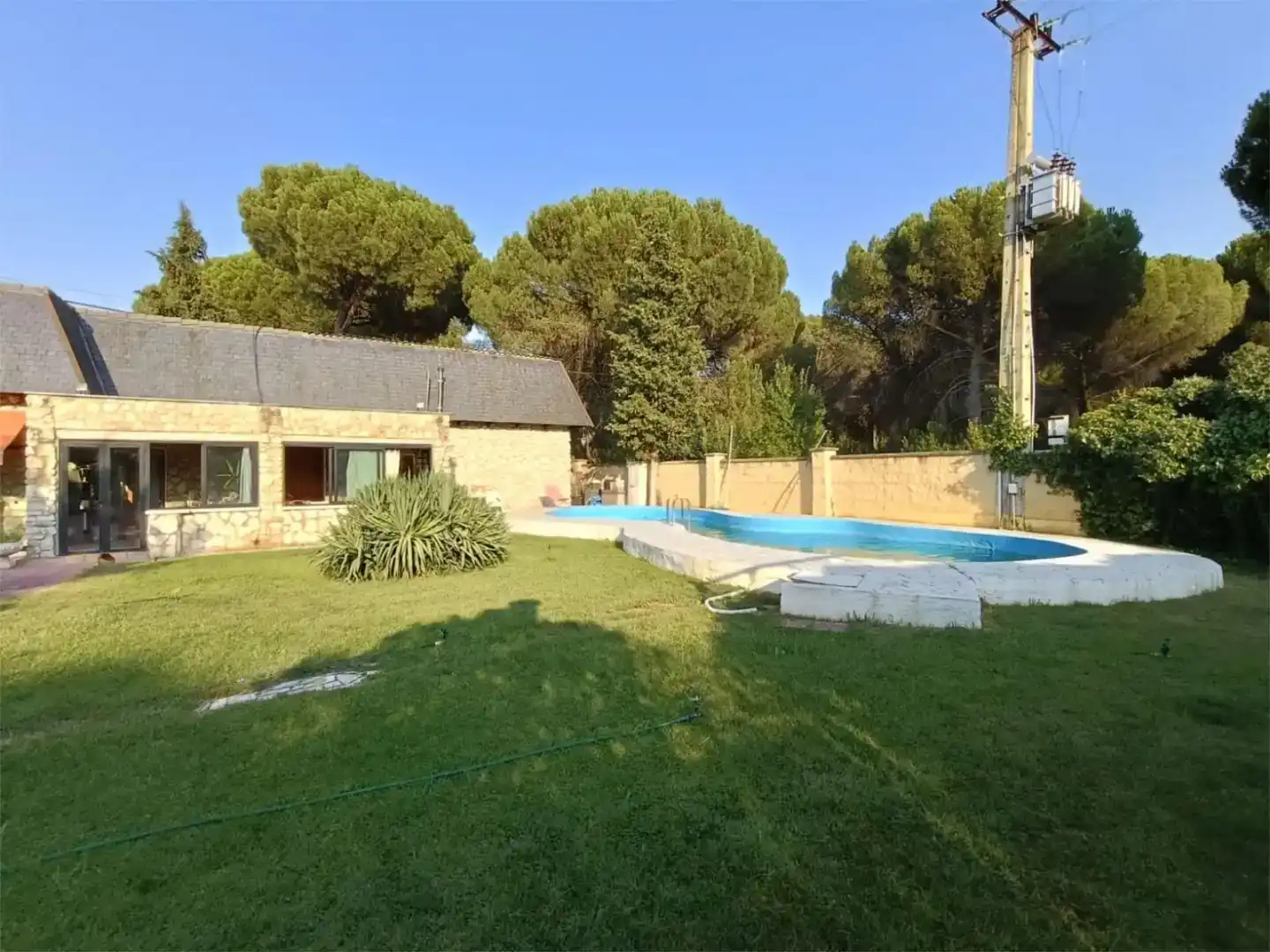 Jardí de Pis en venda en Mojados amb Jardí privat, Traster i Piscina