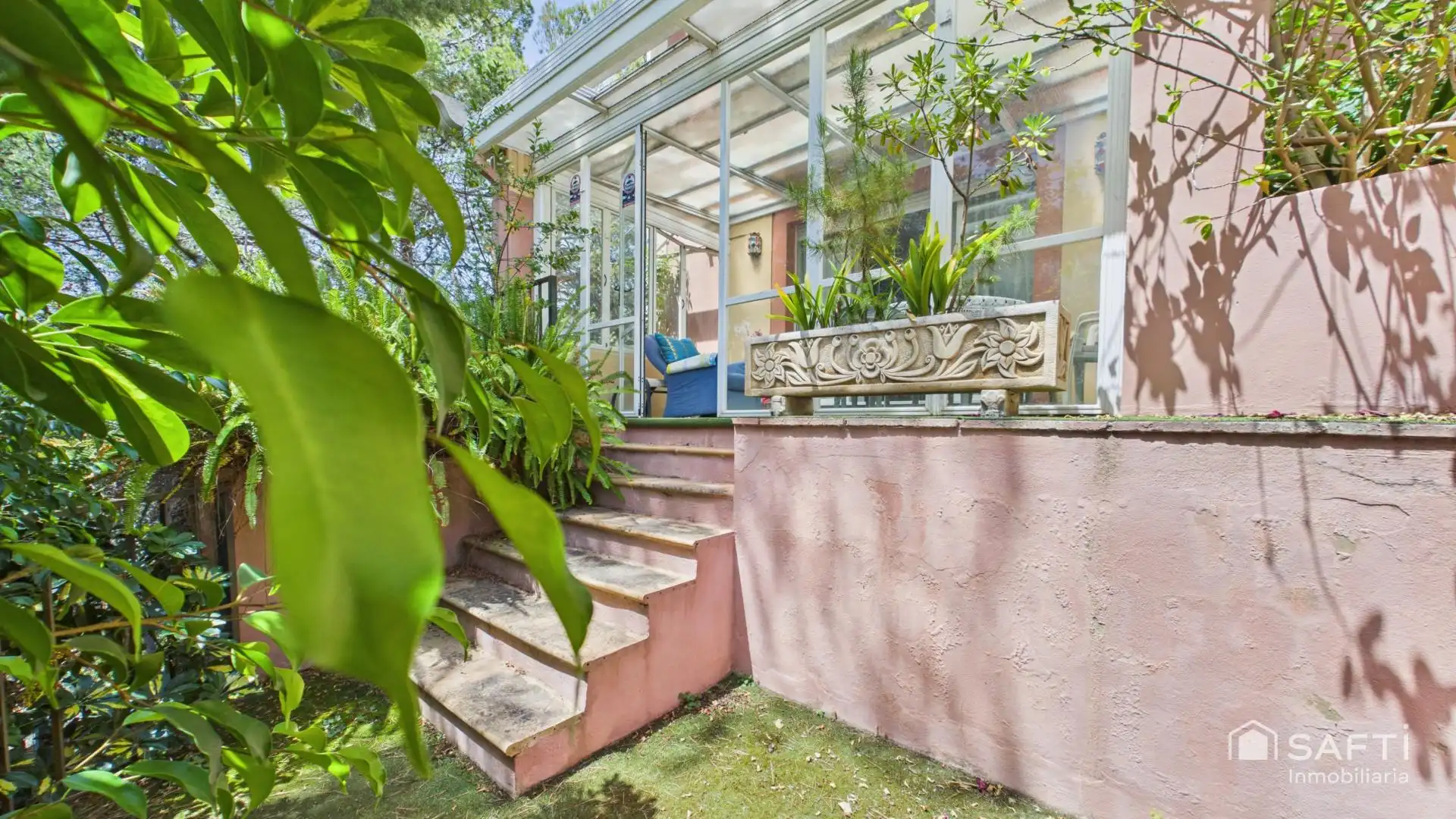 Garden of Detached homes for sale in Calvià  with Air Conditioner, Terrace and Balcony