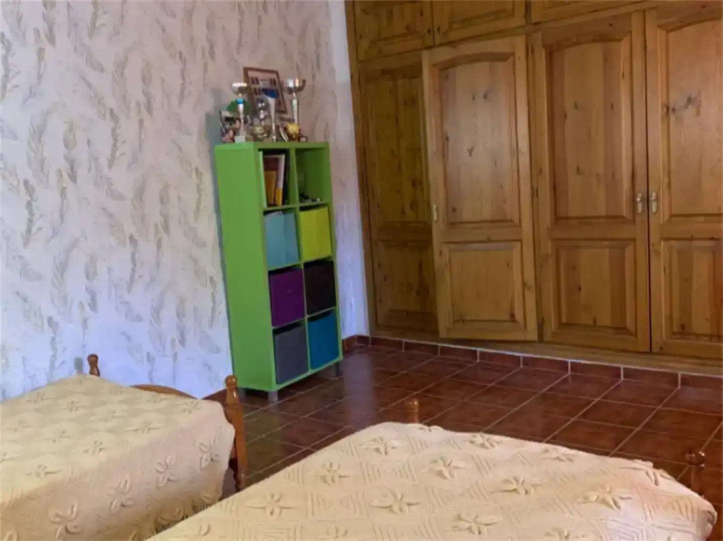 Habitación de Casa adosada en venta en Forallac con Balcón
