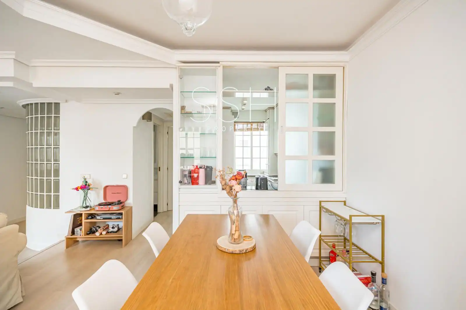 Comedor de Piso de alquiler en Población de Arroyo con Aire acondicionado, Calefacción y Amueblado