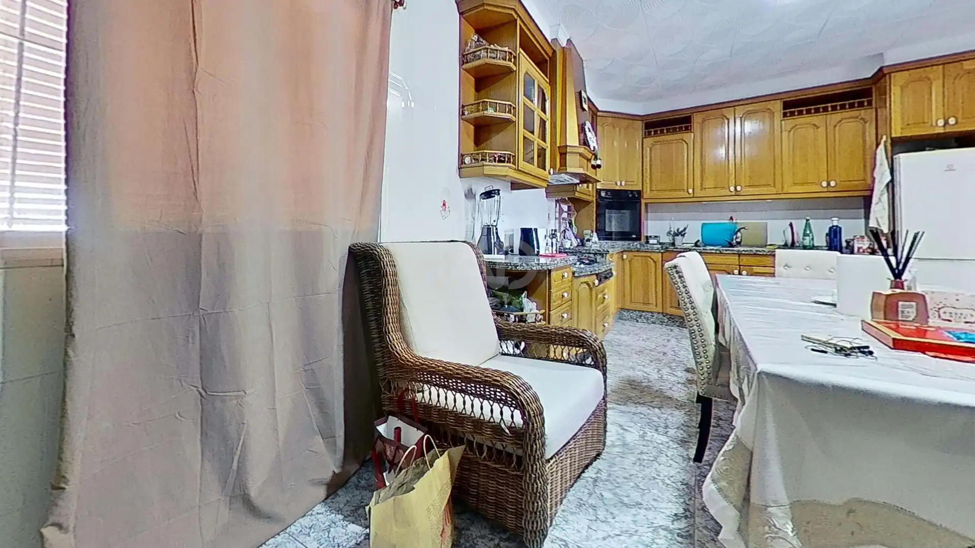 Cuina de Casa o xalet en venda en Alicante / Alacant amb Aire condicionat i Calefacció