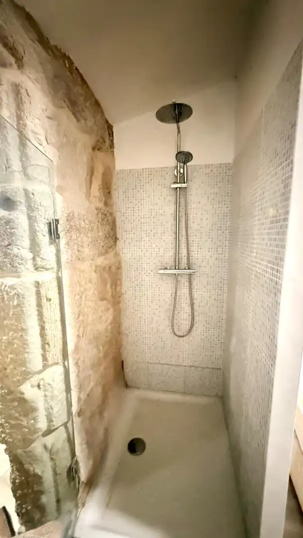 Bany de Finca rústica en venda en A Merca   amb Jardí privat, Terrassa i Traster