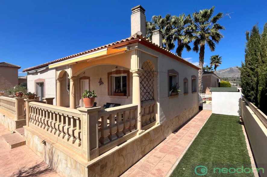 Vista exterior de Casa o xalet en venda en Hondón de las Nieves / El Fondó de les Neus