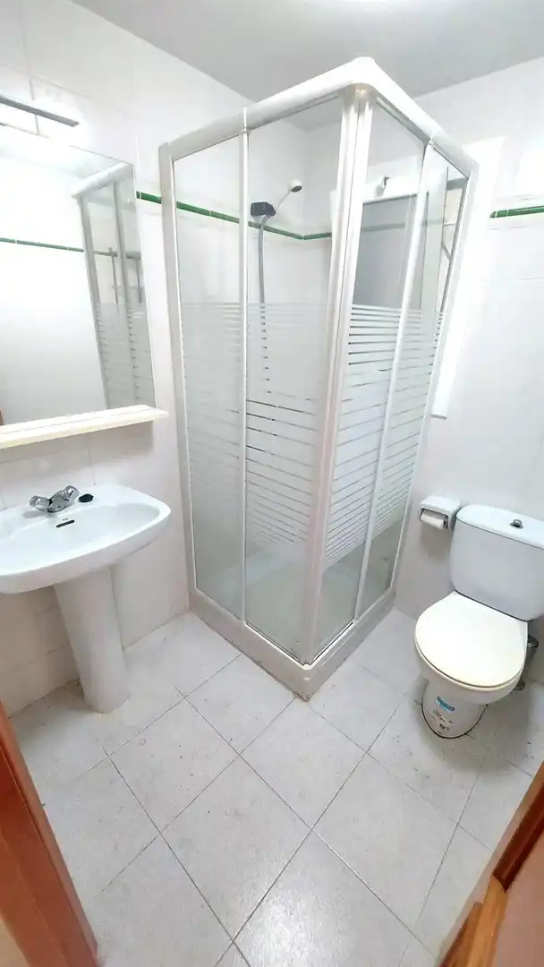 Baño de Piso en venta en Calafell con Terraza y Trastero