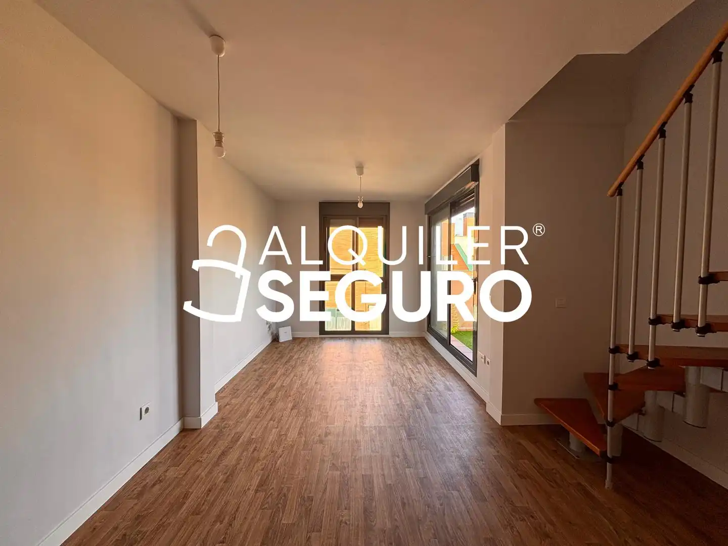 Attic for rent in Madrid  with Air Conditioner, Heating and Terrace