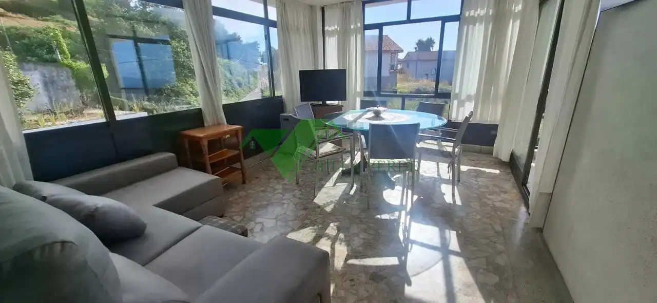 Sala de estar de Casa o chalet en venta en Vigo  con Calefacción, Terraza y Trastero