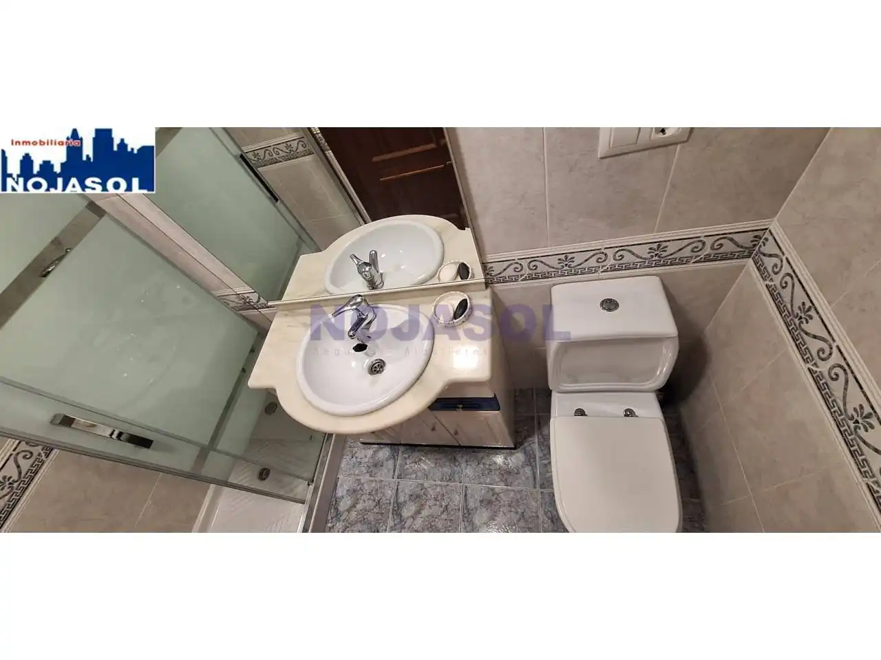 Baño de Apartamento de alquiler en Noja con Calefacción, Terraza y Amueblado