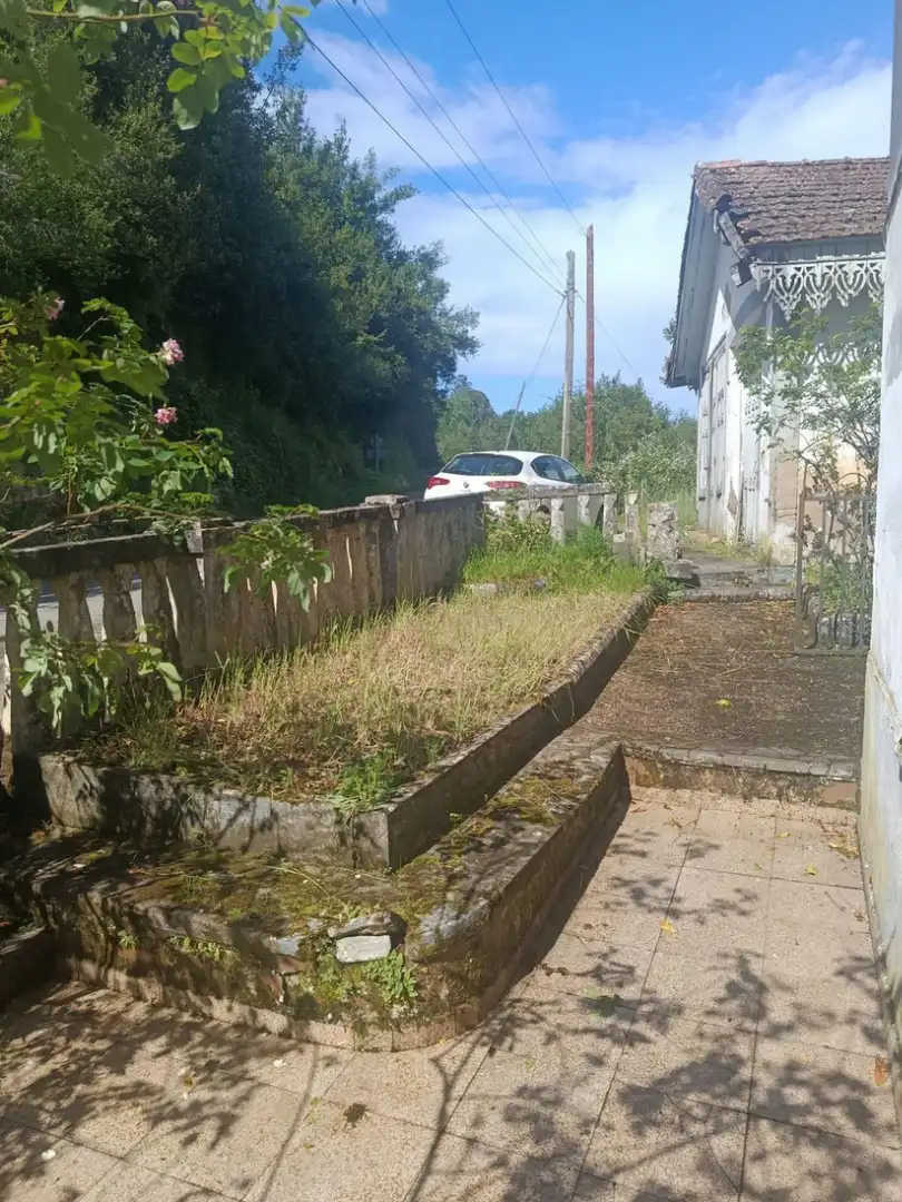 Finca rústica en venda en Pravia amb Jardí privat, Moblat i Forn
