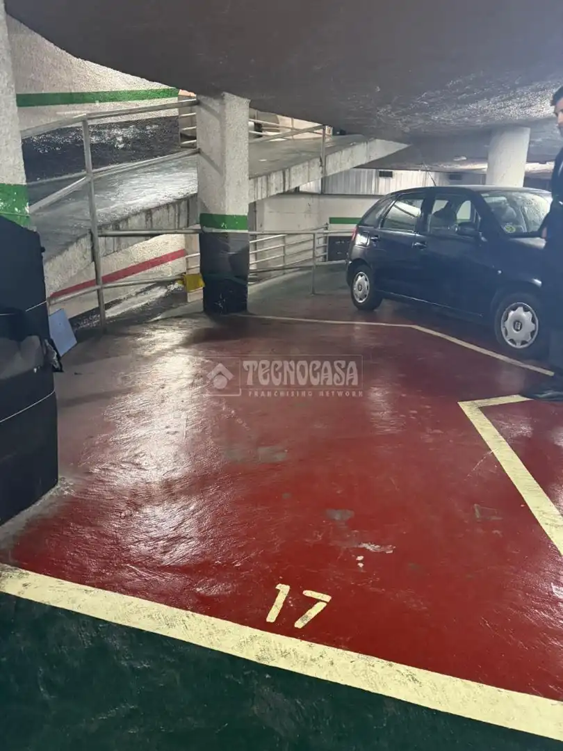 Parkplatz von Garage zum Verkauf in Barcelona
