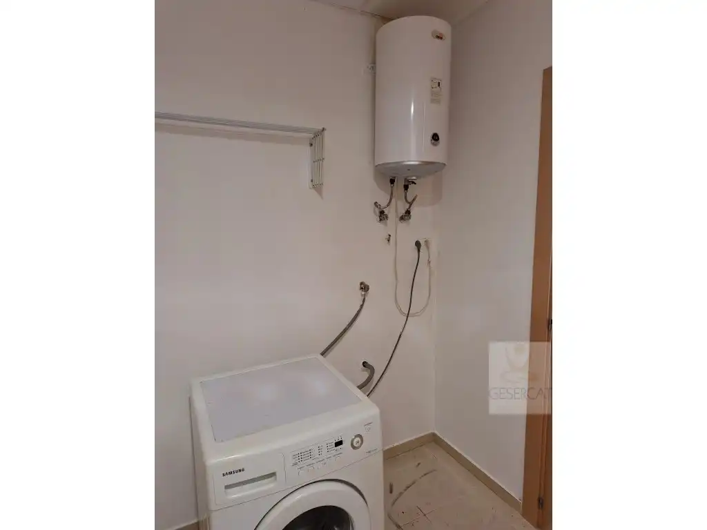 Baño de Local de alquiler en Creixell