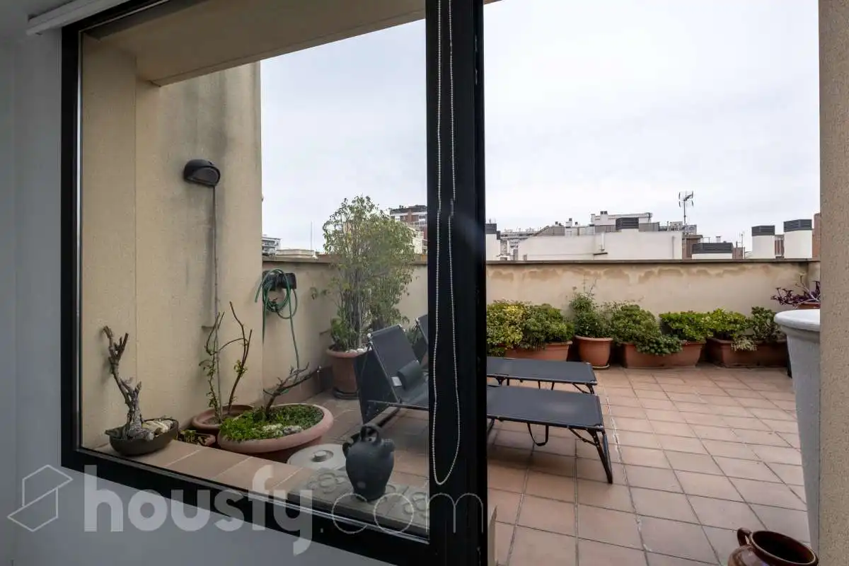 Terraza de Casa o chalet en venta en Barcelona con Aire acondicionado, Calefacción y Jardín privado