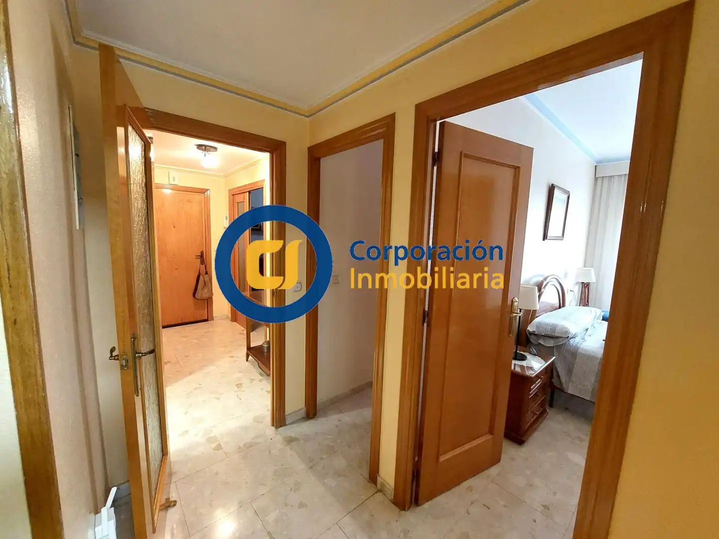 Wohnung zum Verkauf in Lorca mit Klimaanlage, Möbliert und Balkon