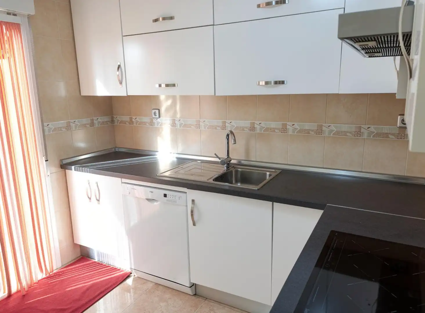 Reihenhaus zum Verkauf in Calle de Almería, imagen 9