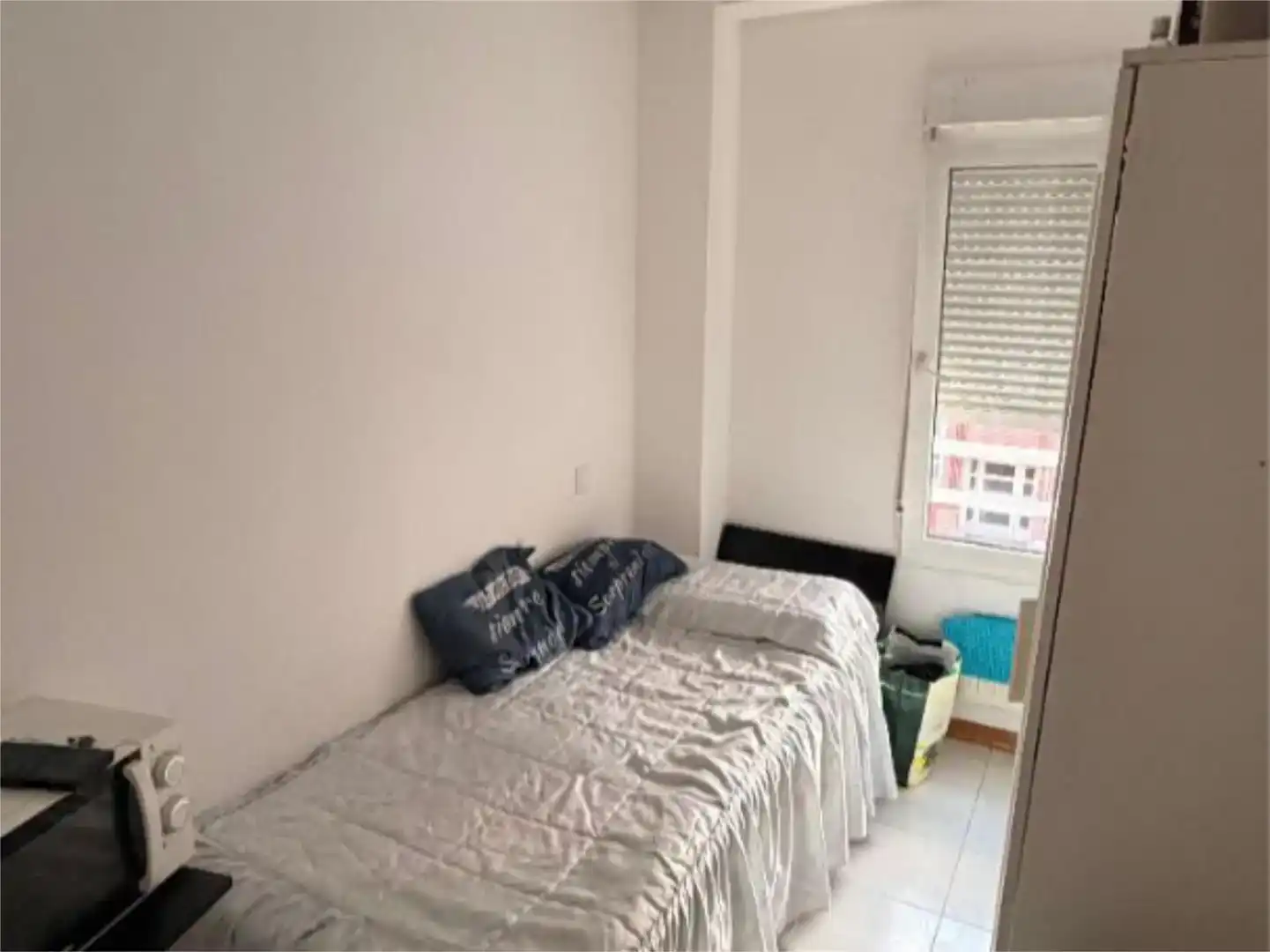 Bedroom of Flat for rent in  Madrid Capital