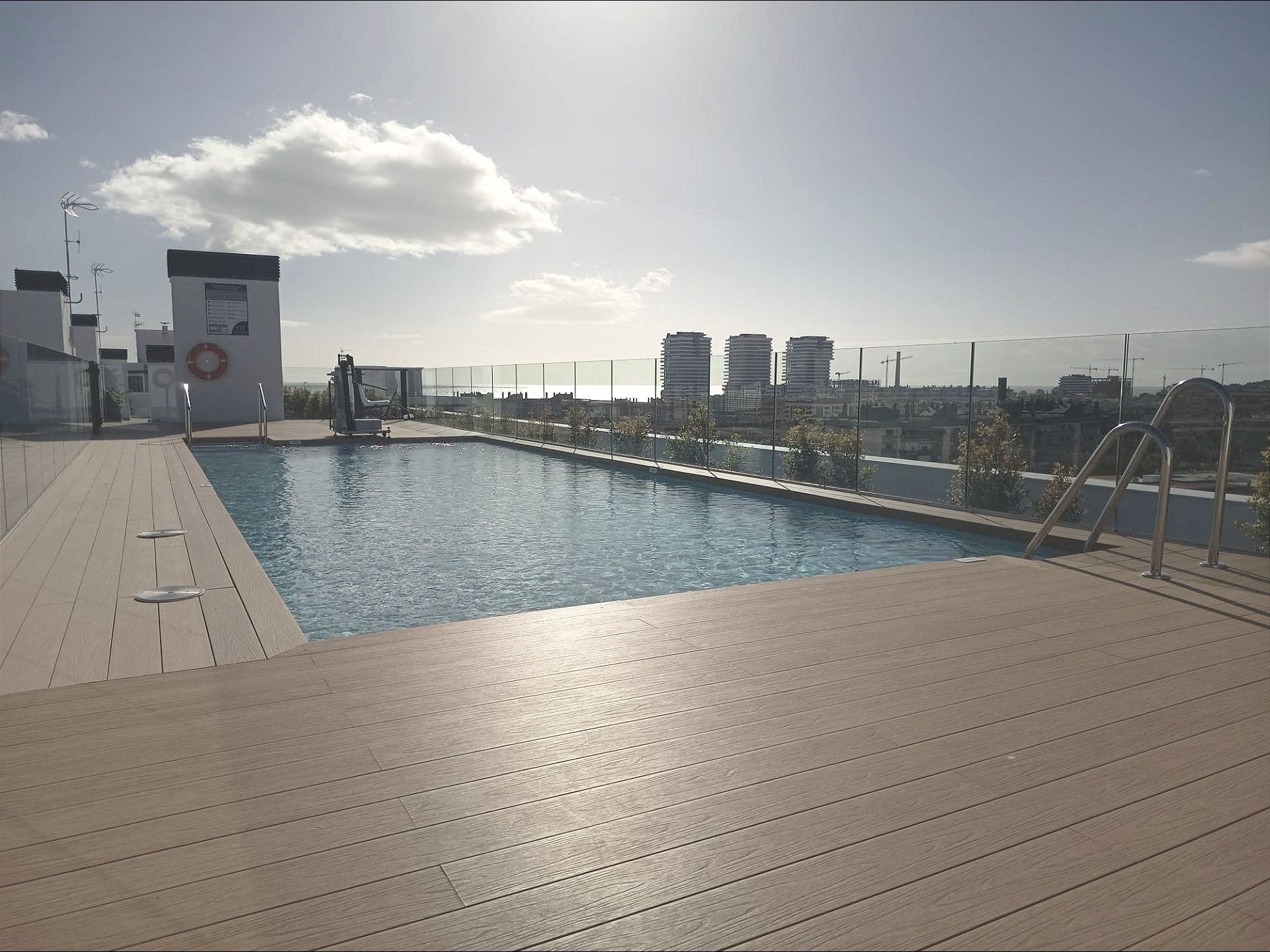 Piscina de Àtic en venda en Málaga Capital amb Aire condicionat, Terrassa i Traster