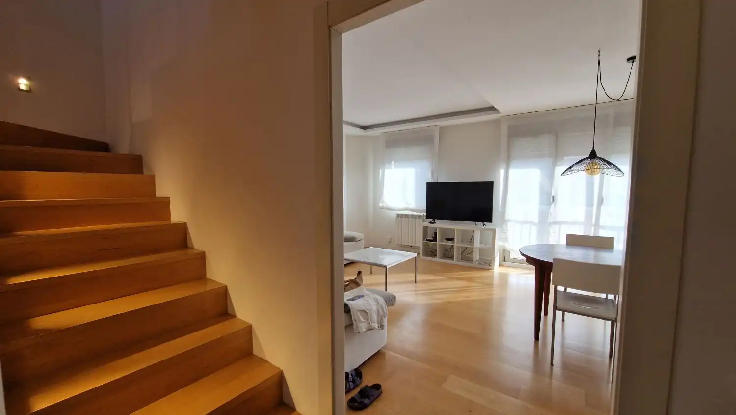 Sala d'estar de Dúplex de lloguer en Torrelavega  amb Calefacció i Balcó