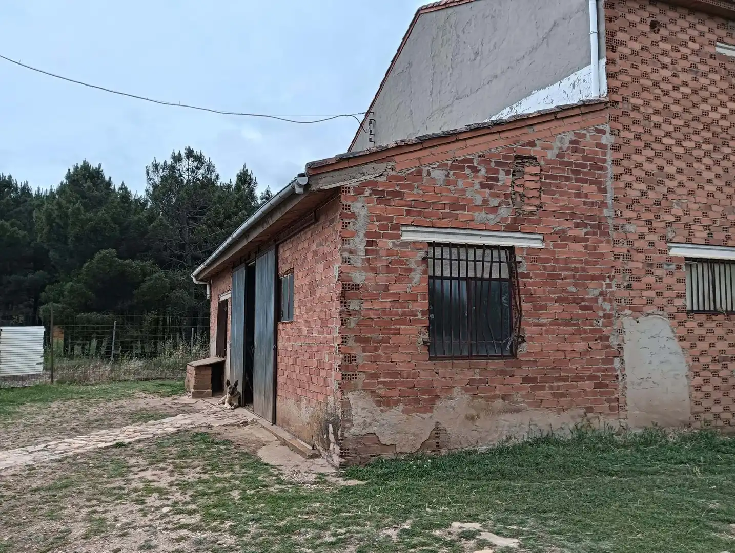 Außenansicht von Residential zum Verkauf in Castrocontrigo