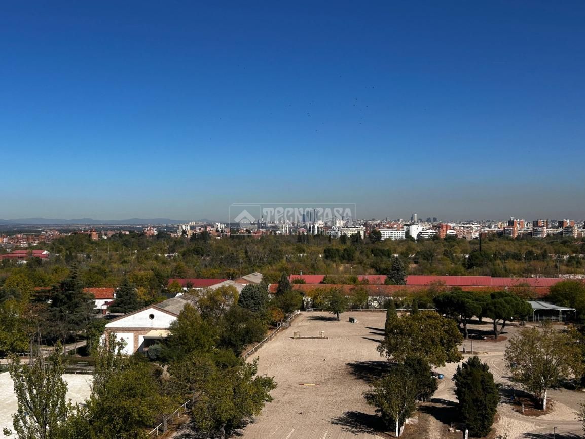 Flat for sale in Las Águilas