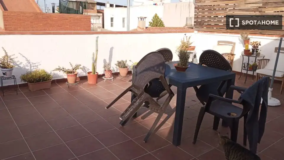Terraza de Piso para compartir en Sabadell con Aire acondicionado, Calefacción y Amueblado