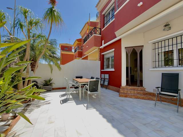 Casa adosada en Venta en El Mojón