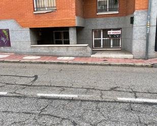 Vista exterior de Local en venda en San Sebastián de los Reyes amb Aire condicionat i Alarma