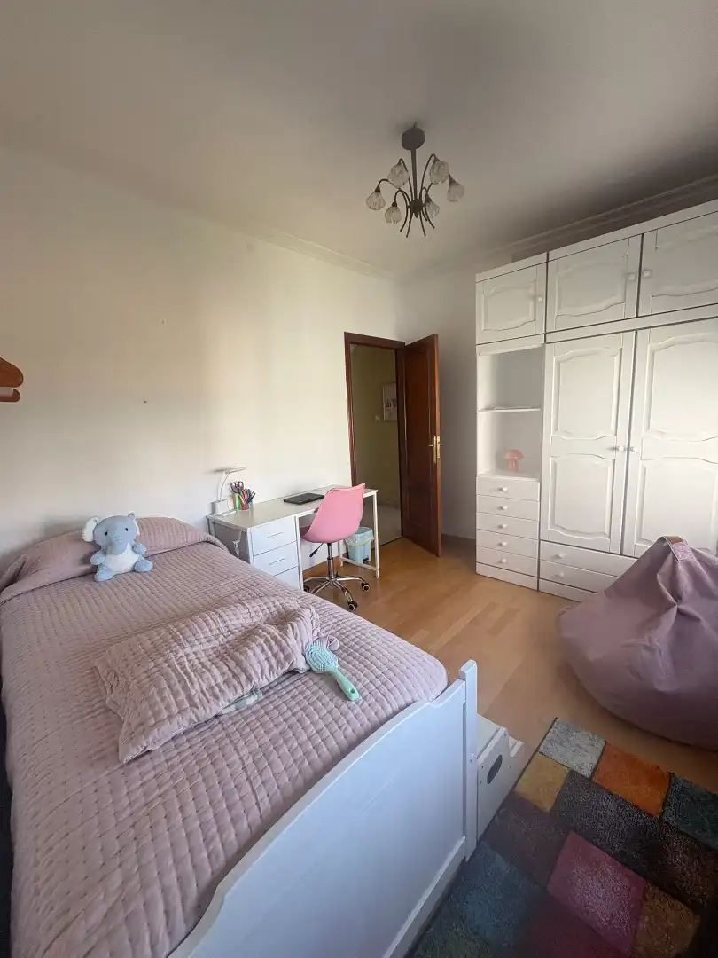 Habitación de Casa o chalet en venta en O Grove   con Calefacción, Jardín privado y Terraza