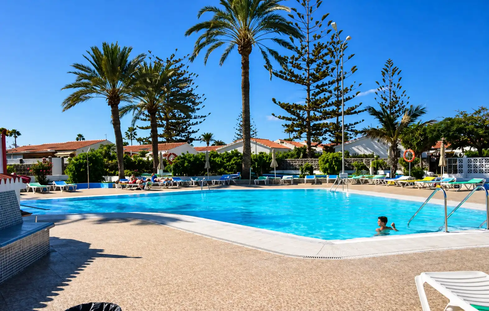 Piscina de Casa o xalet de lloguer en San Bartolomé de Tirajana amb Aire condicionat, Jardí privat i Terrassa