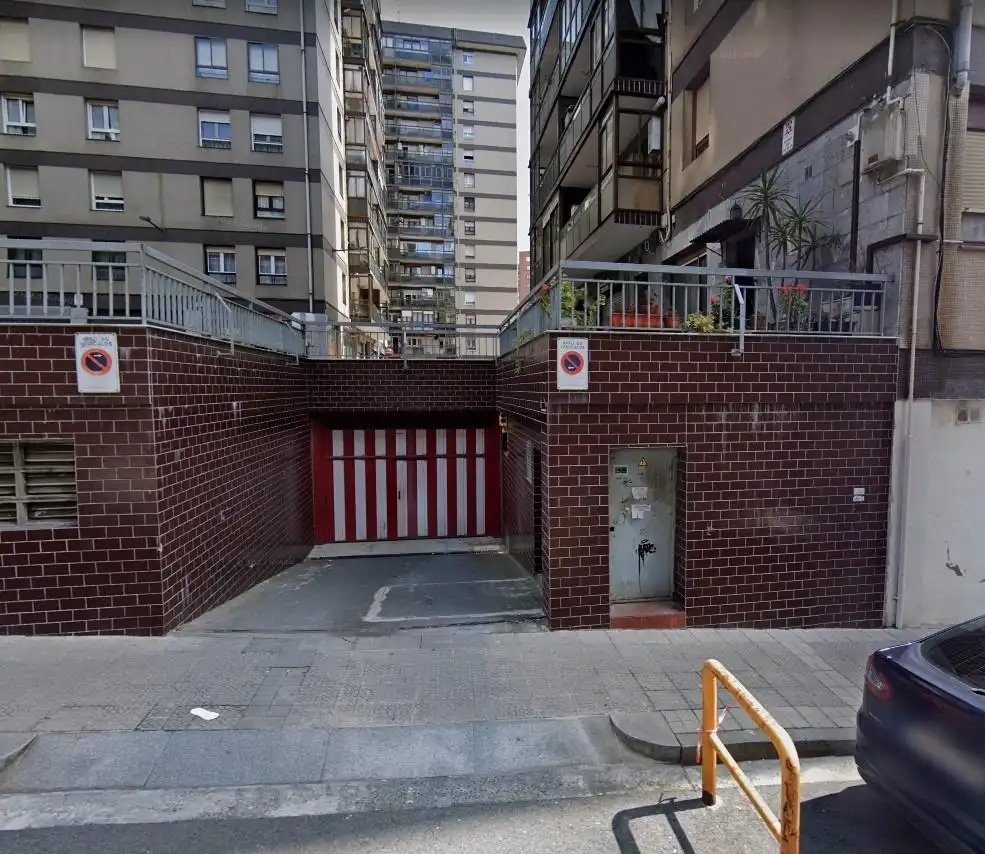 Individuel à vendre à Centro - Ariz - Uribarri