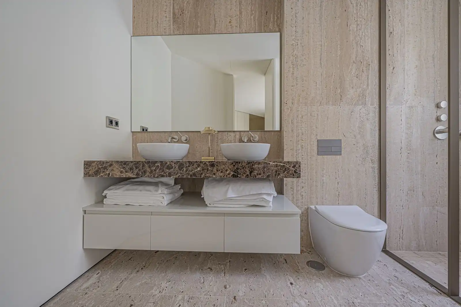 Baño de Apartamento en venta en Marbella con Aire acondicionado, Terraza y Trastero