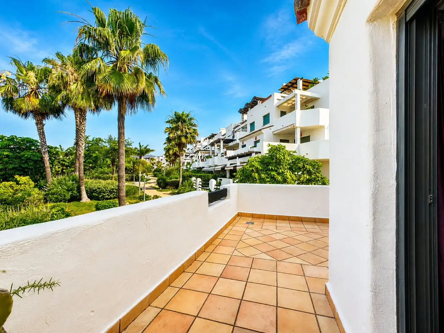 Exterior view of Apartments for sale in Estepona  with Air Conditioner, Terrace and Furnished