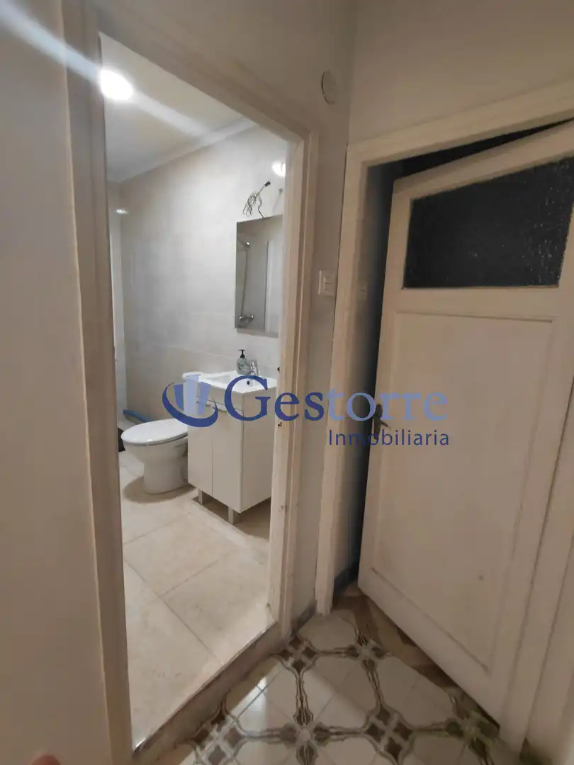 Badezimmer von Wohnung zur Miete in Gijón 