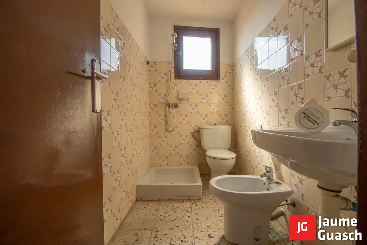 Baño de Casa o chalet en venta en La Nou de Gaià con Terraza, Trastero y Balcón