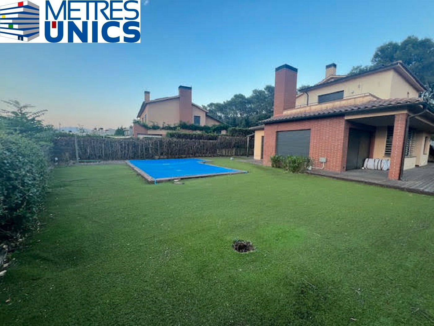 Piscina de Casa o xalet en venda en La Roca del Vallès amb Aire condicionat, Calefacció i Jardí privat
