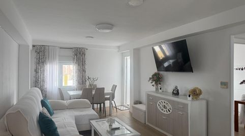 Foto 2 de Piso en venta en Parque Ayala - Jardín de la Abadía - Huelín, Málaga Capital
