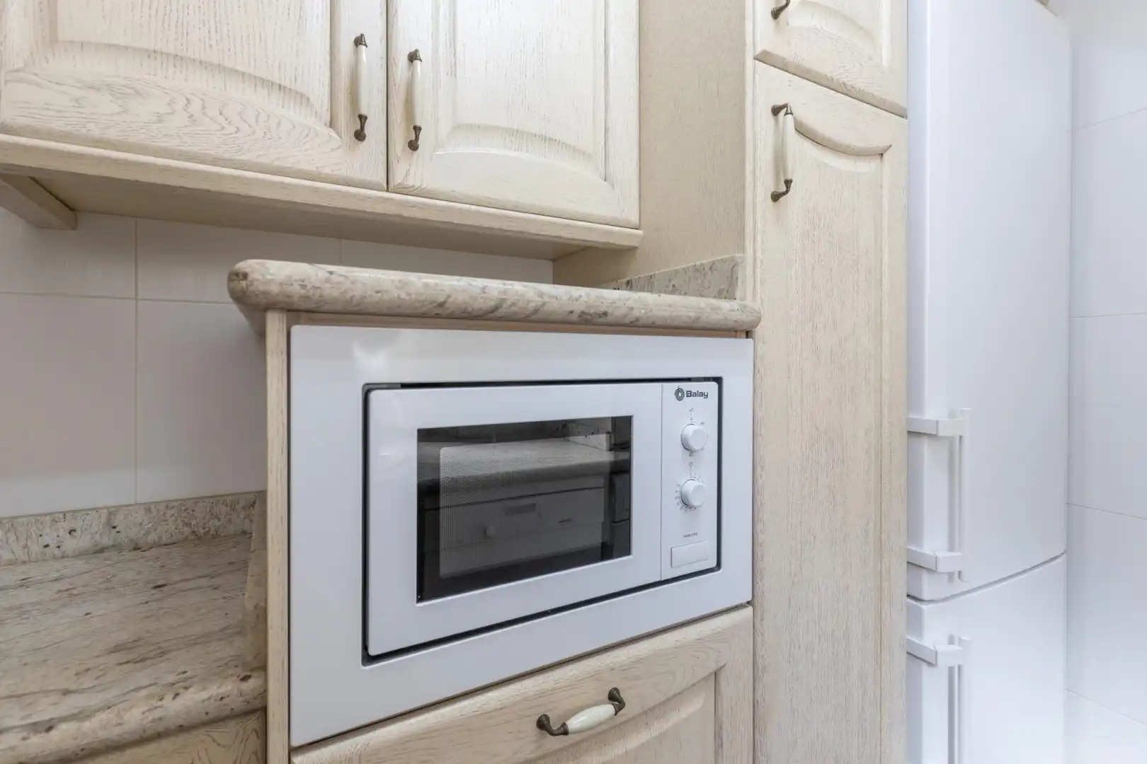 Kitchen of Flat for sale in Granada  with Air Conditioner, Heating and Storage room