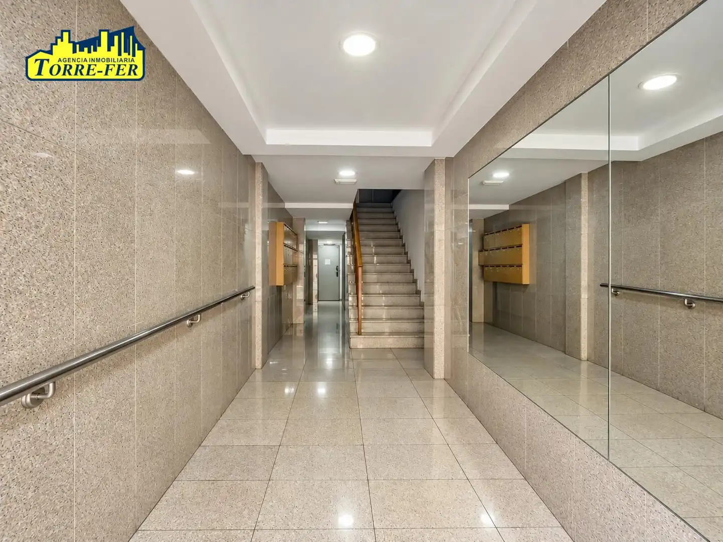 Flat with lift for sale in LEONOR DE AQUITANIA 1, imagen 18