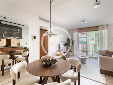 Appartamento con balcone in affitto a Calle de Castelló