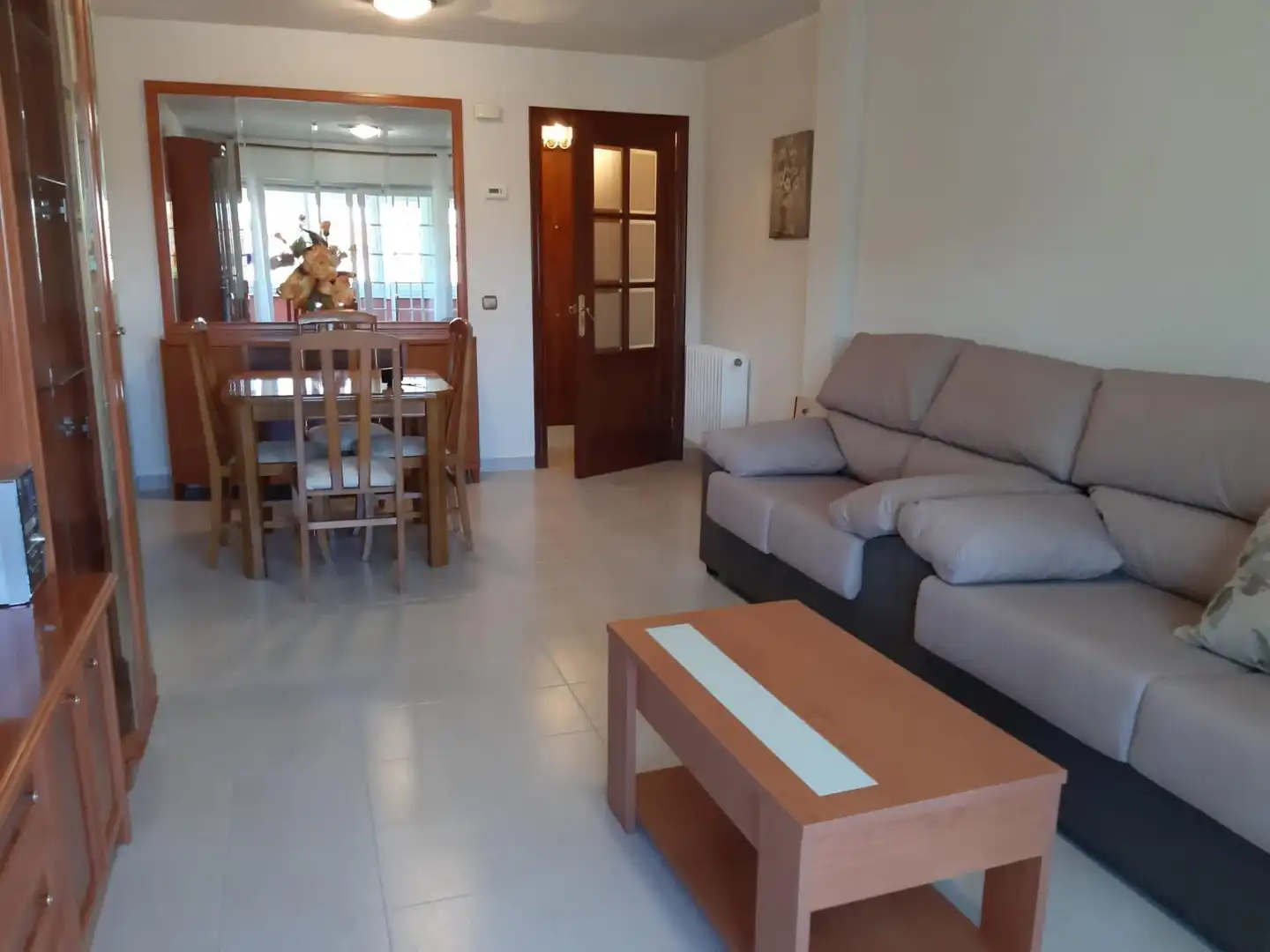 Sala de estar de Piso de alquiler en Navalcarnero con Jardín privado y Amueblado