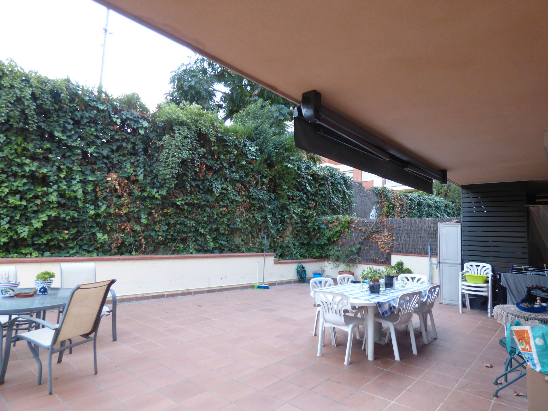 Terrassa de Planta baixa en venda en Cerdanyola del Vallès amb Aire condicionat, Calefacció i Jardí privat