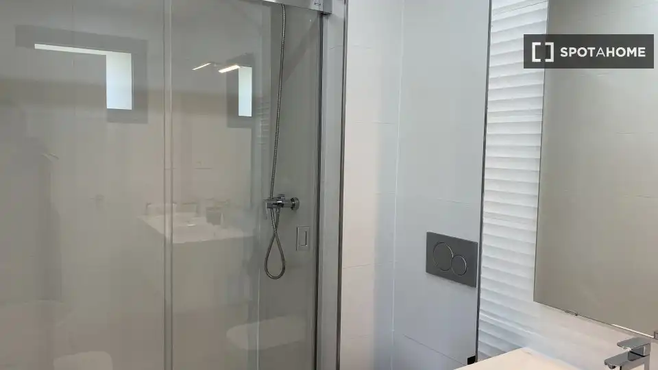 Habitación en Paseo Marítimo Oeste - Pacífico