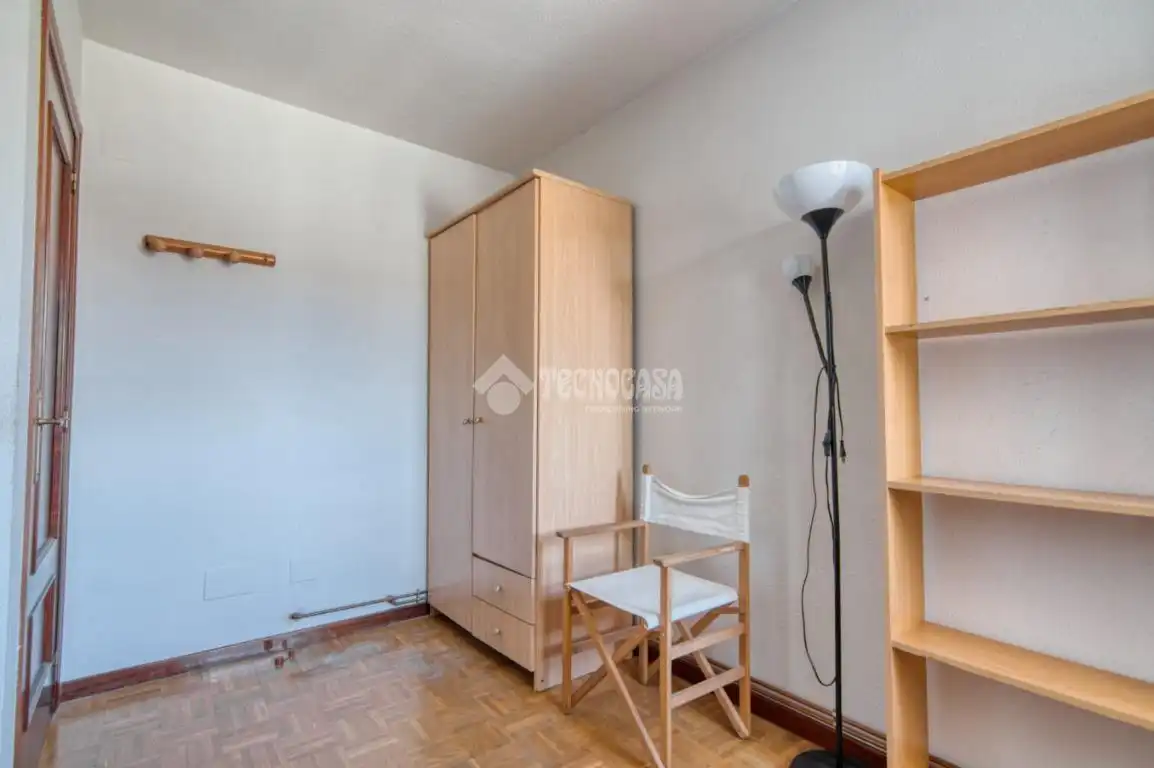 Habitación de Piso en venta en Santa Marta de Tormes con Calefacción y Parquet
