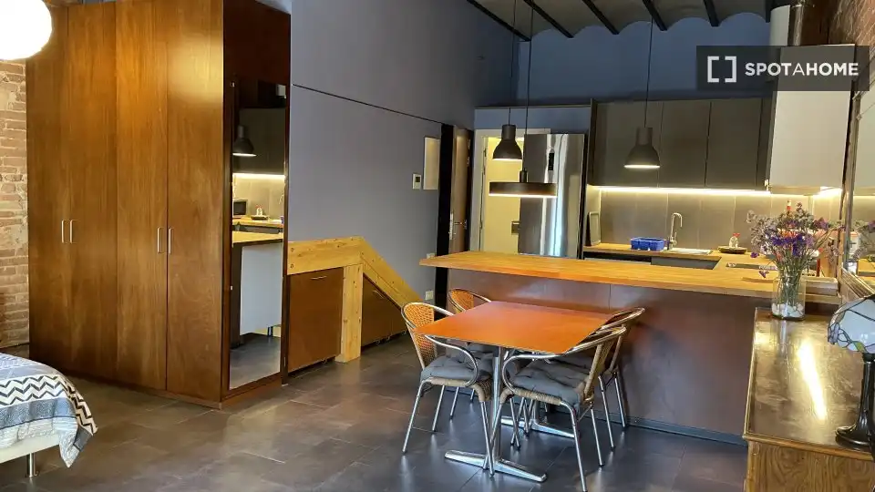 Room in Sants