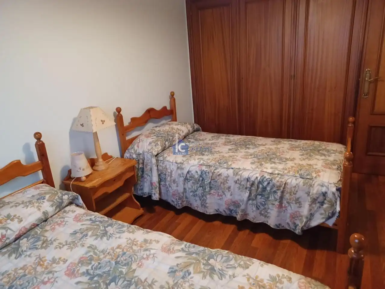 Habitación de Piso en venta en Ourense Capital  con Calefacción y Amueblado