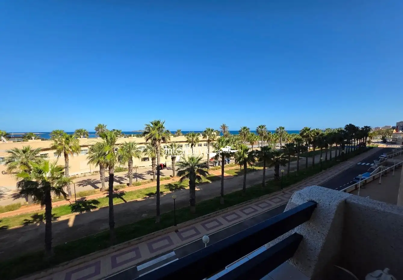 Außenansicht von Maisonette zum Verkauf in La Manga del Mar Menor mit Klimaanlage, Möbliert und Gemeinschaftspool