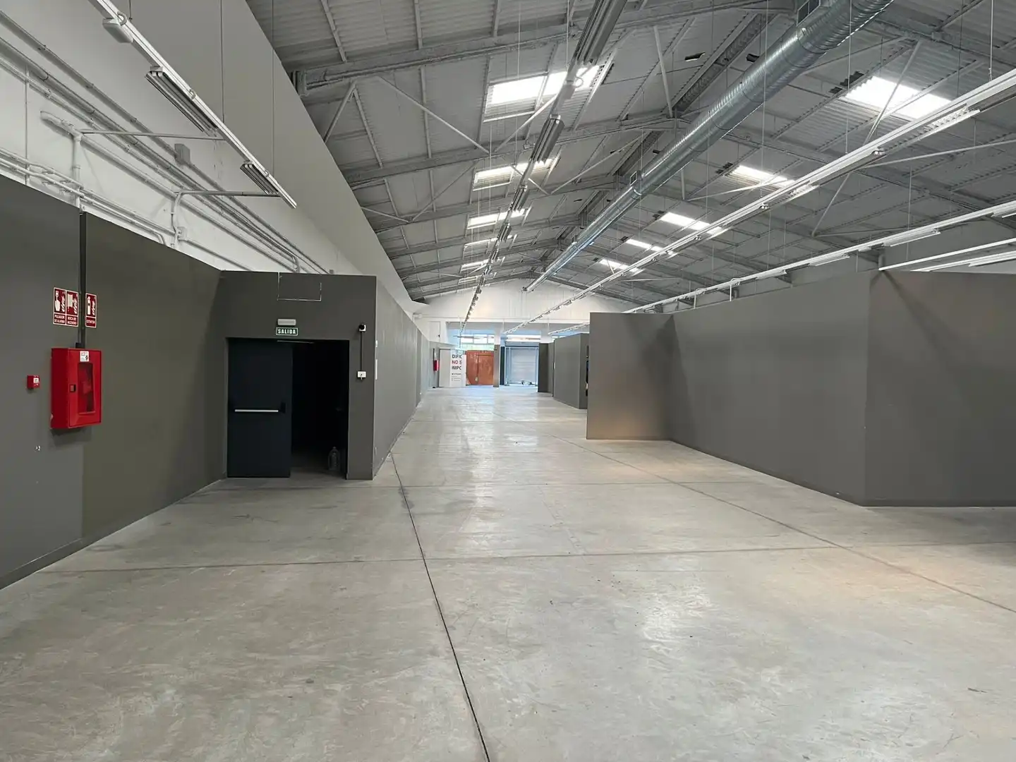 Industrial building to rent in Playa del Hombre - Taliarte - Salinetas, imagen 2