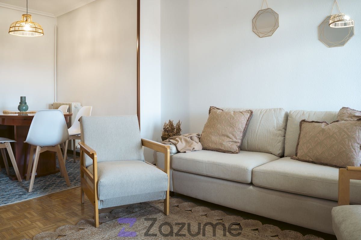 Sala de estar de Piso de alquiler en León Capital  con Calefacción, Amueblado y Horno