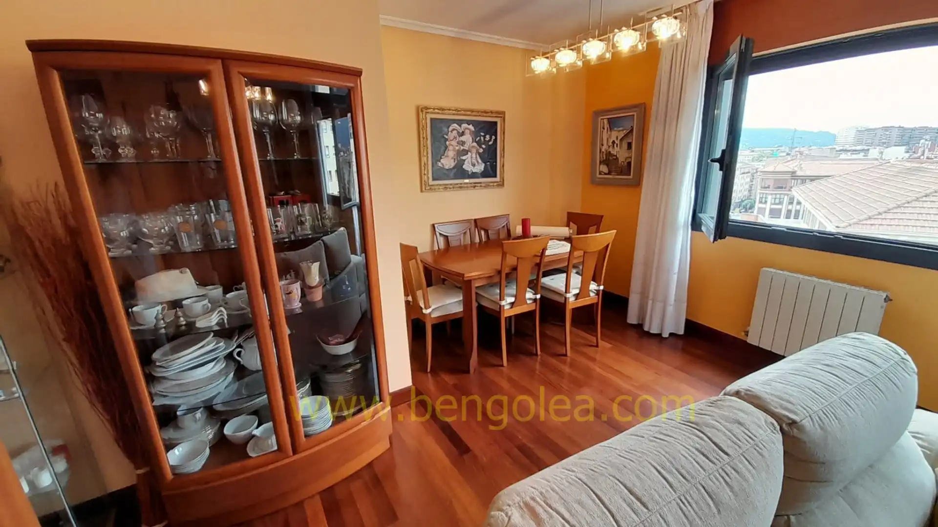 Esszimmer von Wohnung zum Verkauf in Barakaldo  mit Heizung, Abstellraum und Balkon