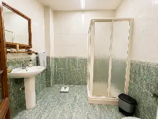 Bany de Casa adosada en venda en Centro